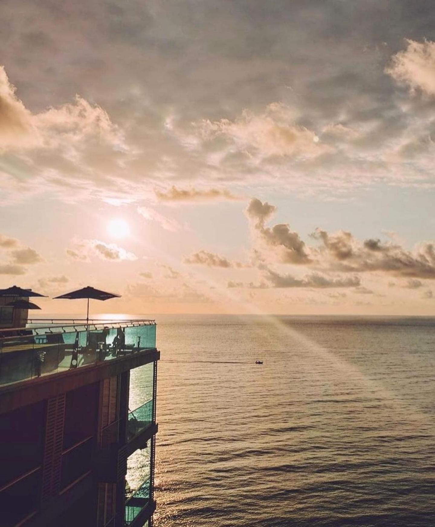 Seagull Beachfront Boutique Hotel Batumi Esterno foto