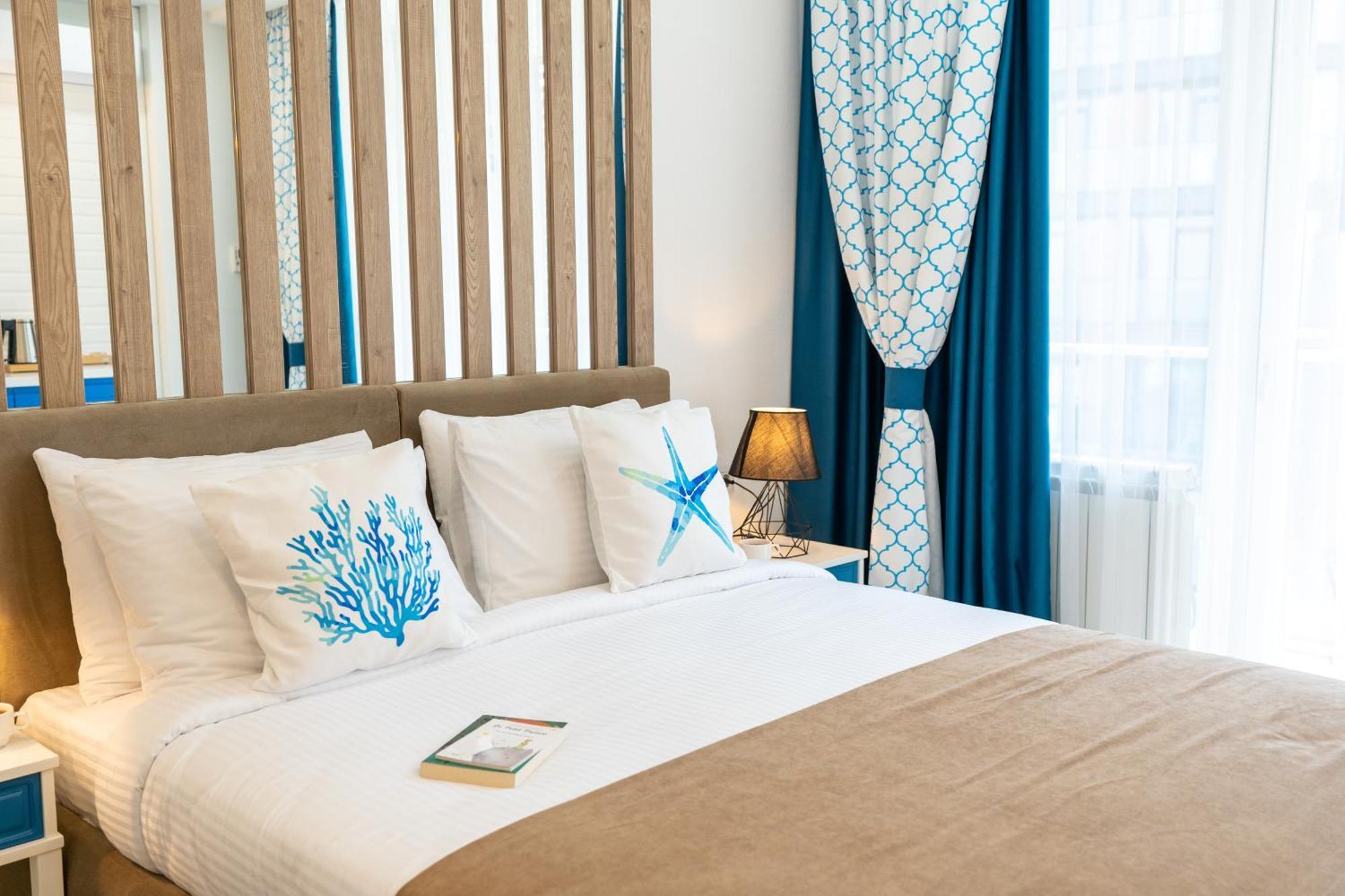 Seagull Beachfront Boutique Hotel Batumi Esterno foto