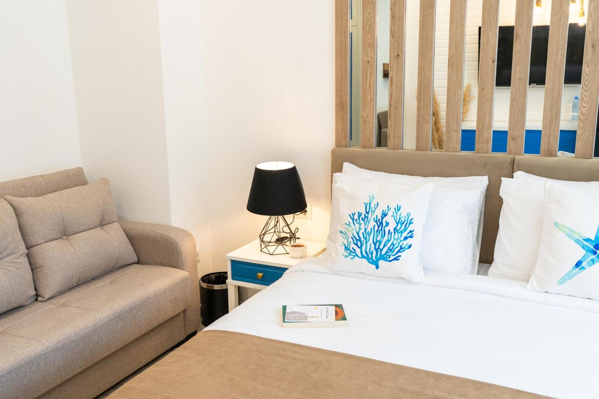 Seagull Beachfront Boutique Hotel Batumi Esterno foto